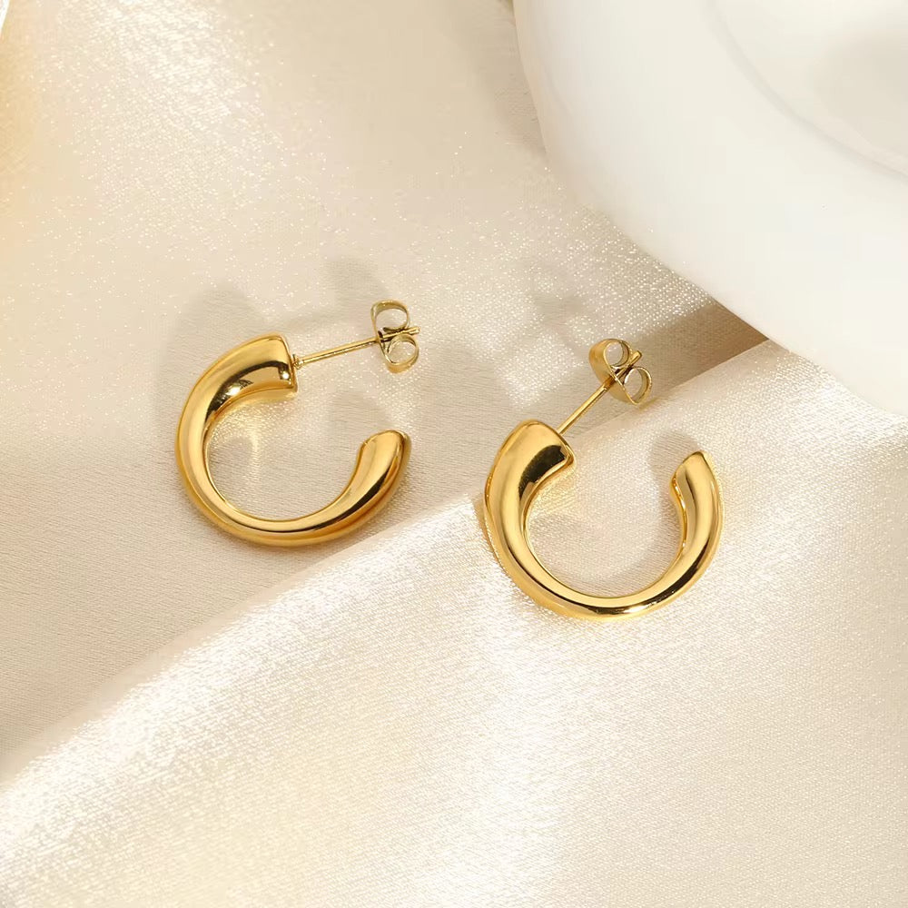 CC Shaped Stud Earrings - 18K Gold Plated Hoops Women