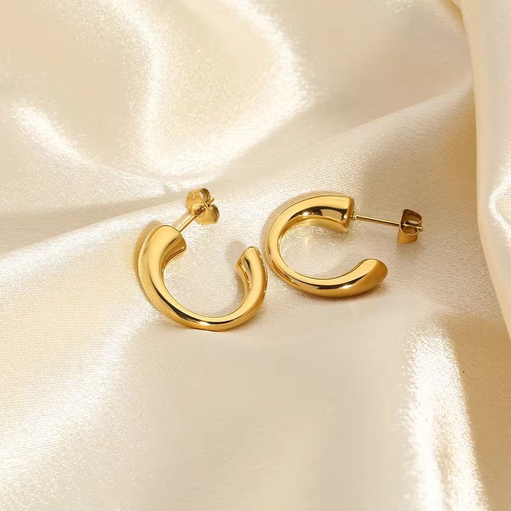 CC Shaped Stud Earrings - 18K Gold Plated Hoops Women