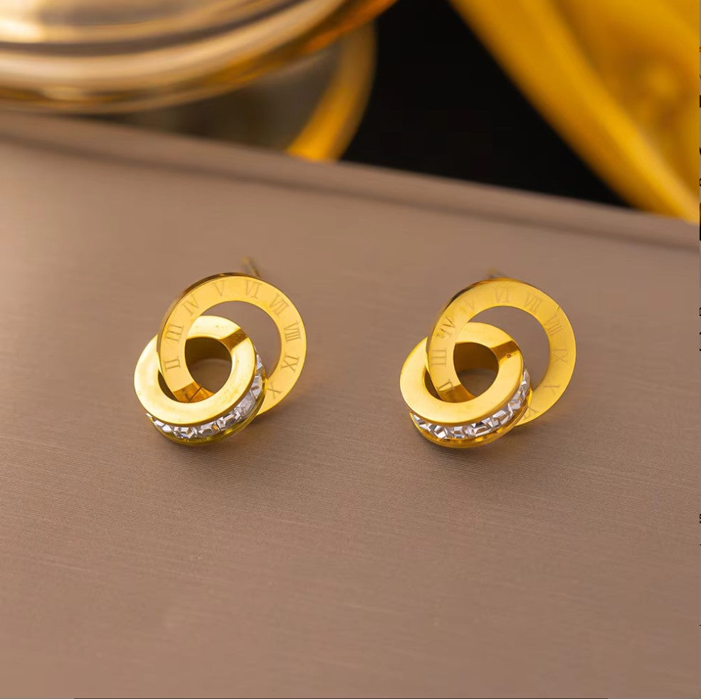 Roman Diamond Jewelry Set – 18K Gold