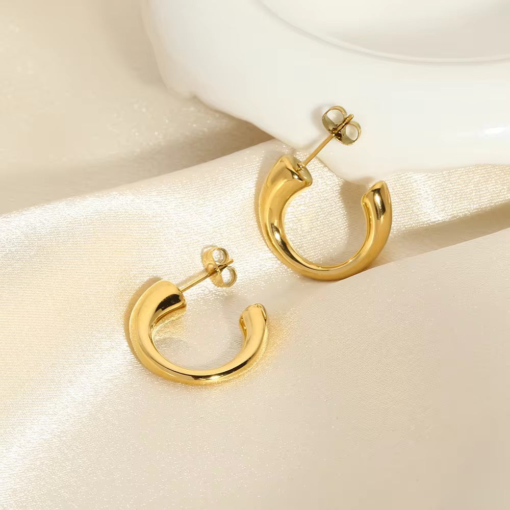 CC Shaped Stud Earrings - 18K Gold Plated Hoops Women