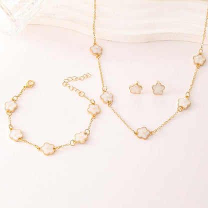 Elegant Gold Flower Jewelry Set