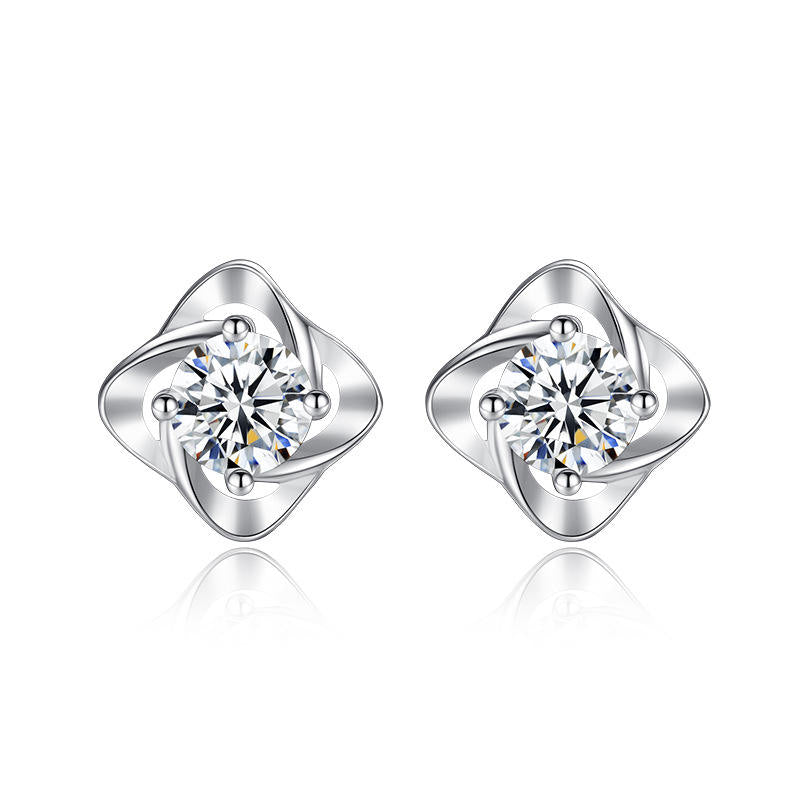 Delicate Four-Leaf Clover Studs in 925 Sterling Silver