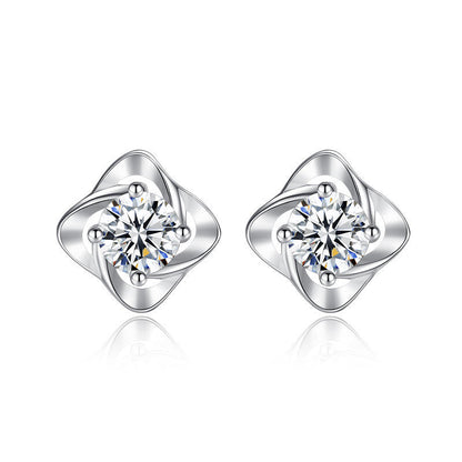 Delicate Four-Leaf Clover Studs in 925 Sterling Silver