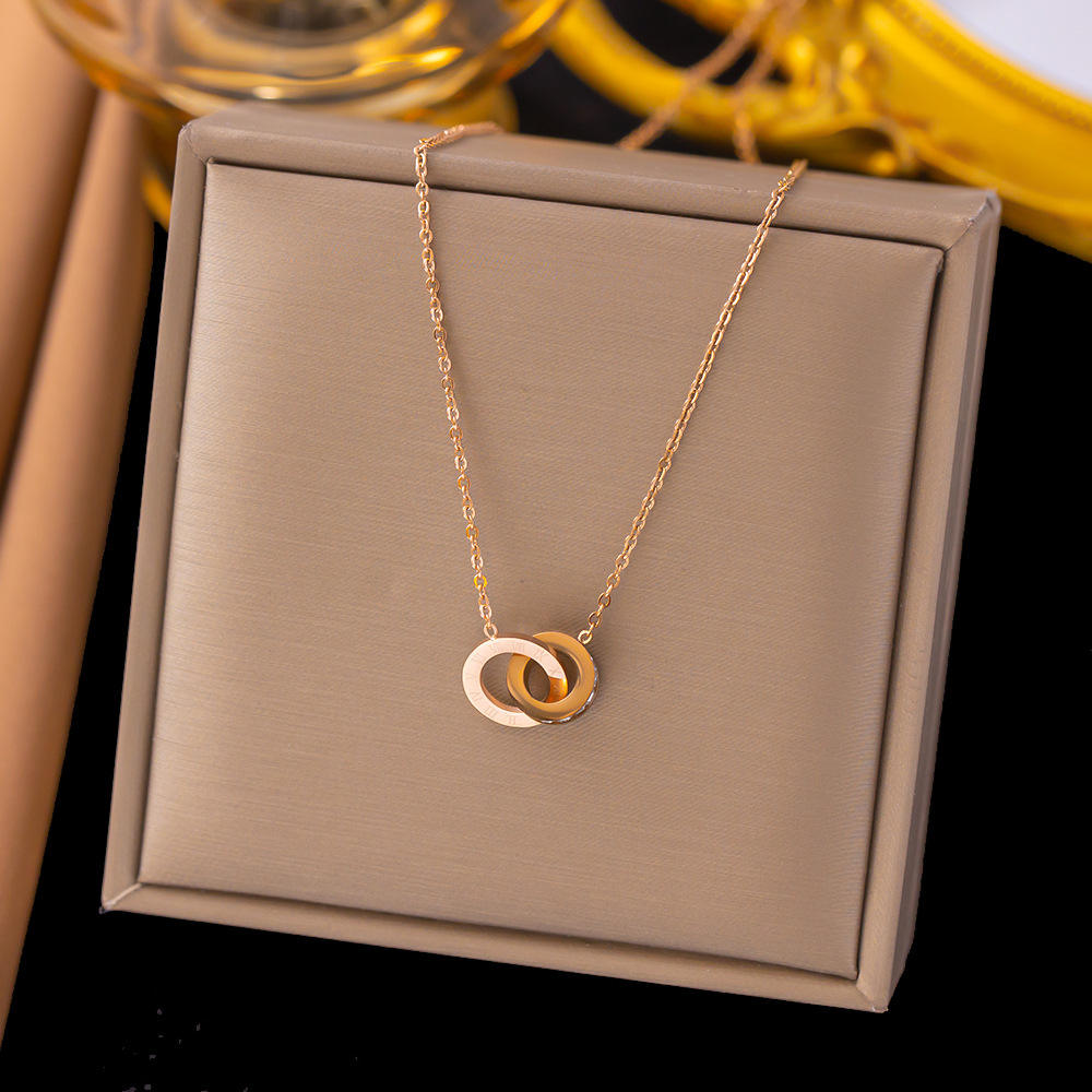 Roman Diamond Jewelry Set – 18K Gold