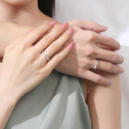 Adjustable Silver Couple Rings - Elegant & Simple Design for Men & Women
